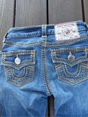 TRUE RELIGION SIZE 23 - BECCA Boot Cut Jeans